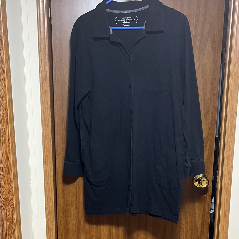 Women’s Black Shirt